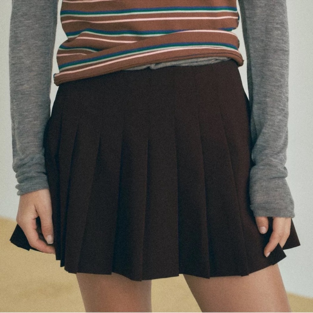New ZARA Mini Fashion Pleated Skort